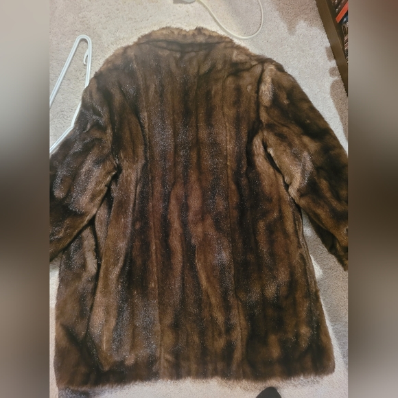 Vintage faux fur coat - Picture 3 of 6